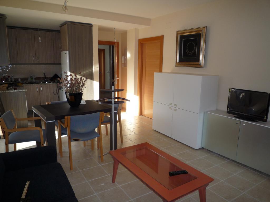 Apartamentos La Covatilla Neila de San Miguel Exterior photo